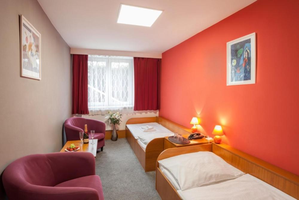 Hotel Gol Garni Olomouc Ngoại thất bức ảnh