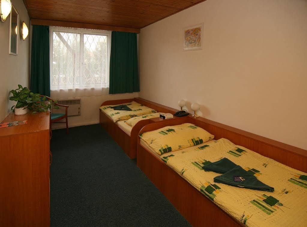 Hotel Gol Garni Olomouc Ngoại thất bức ảnh